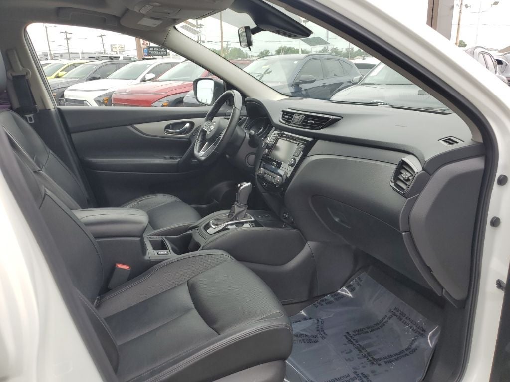 2020 Nissan Rogue Sport SL