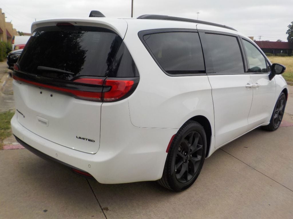 2025 Chrysler Pacifica Limited